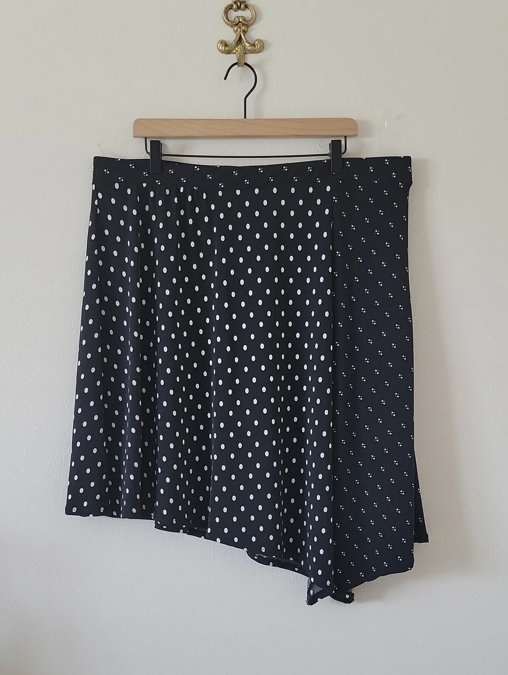 NWT Chico's Black White Dot Mix Short Asymmetrical Skirt Size XLP